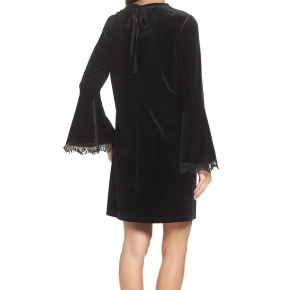 Kobi Halperin Women’s Hallie Bell Sleeve Velvet Dress - Picture 3 of 5